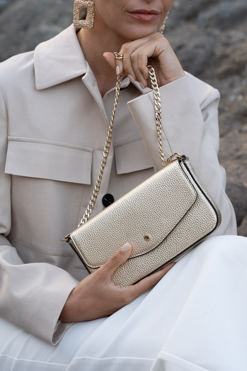 Club | Sac pochette dorée