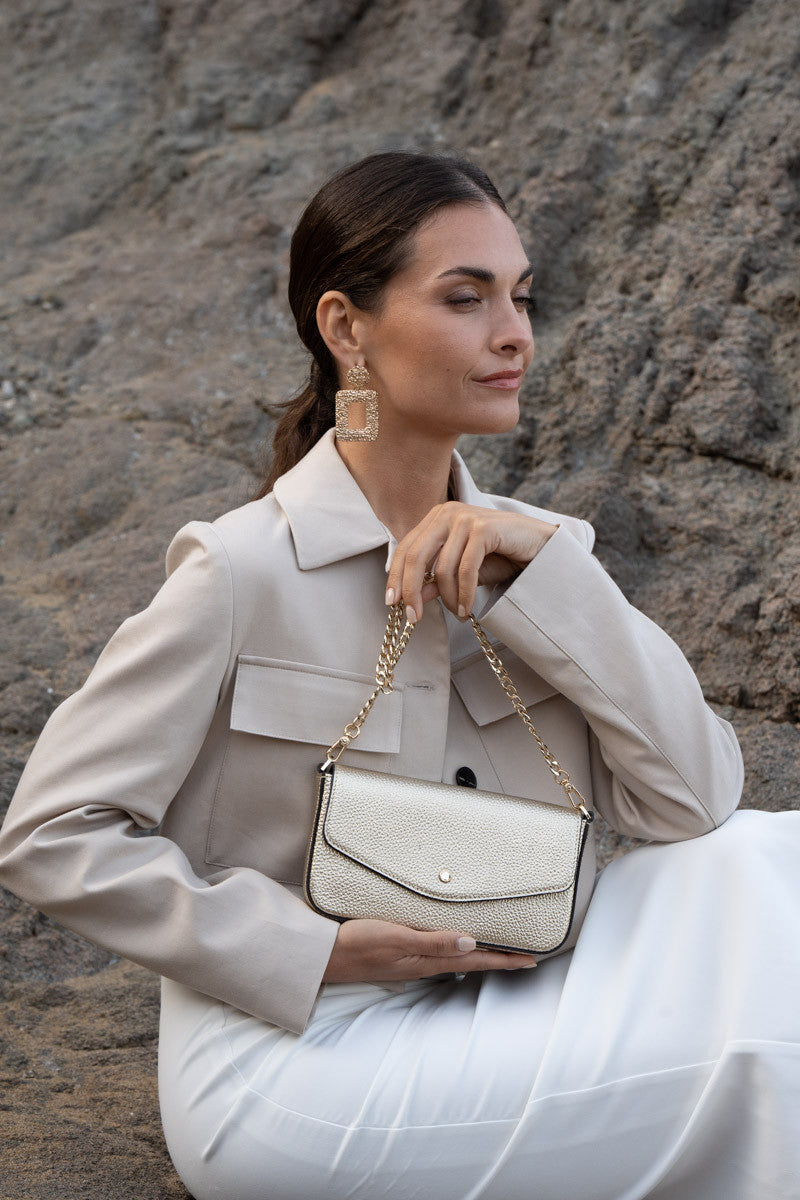 Club | Sac pochette dorée