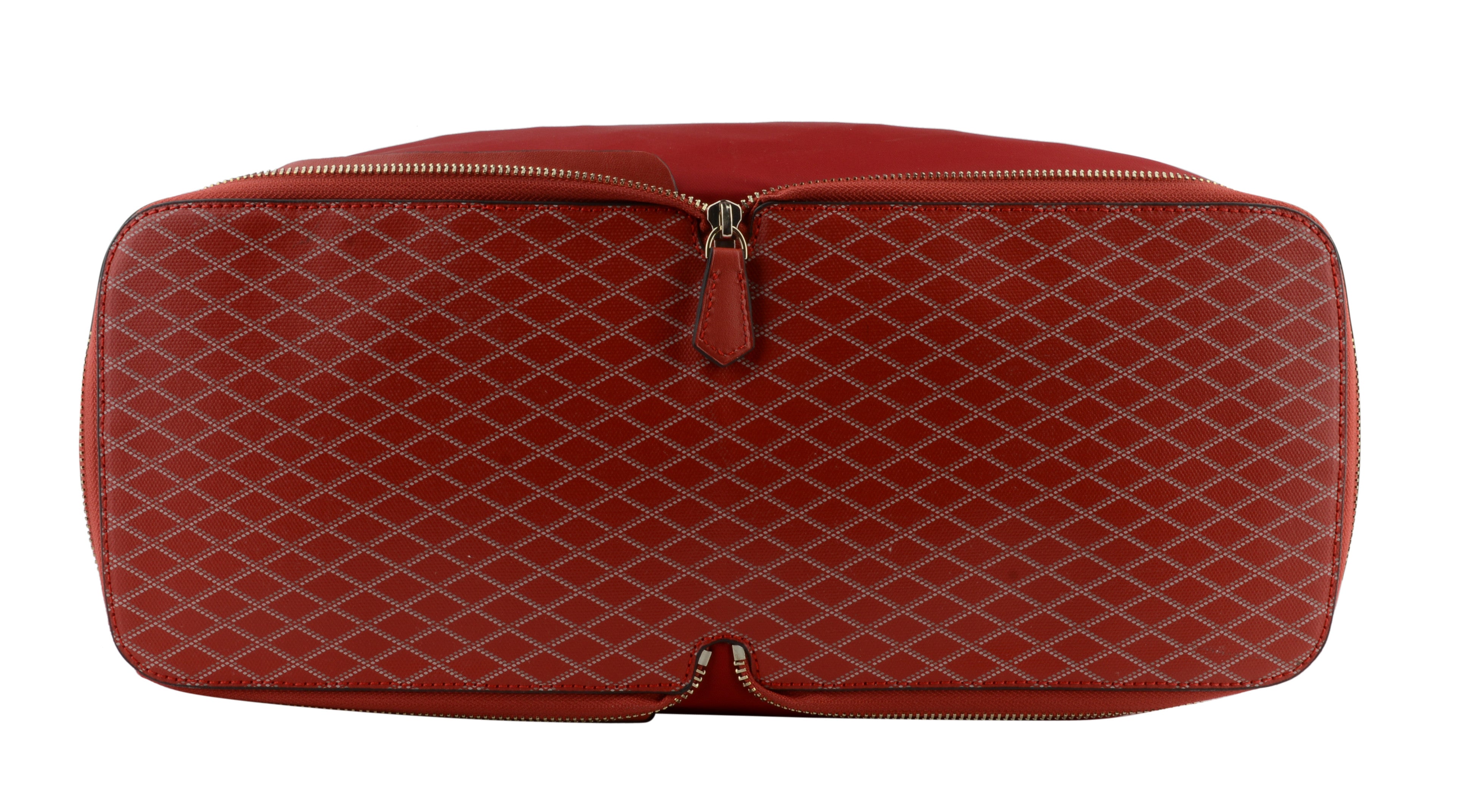 EASY | Travel grand rouge