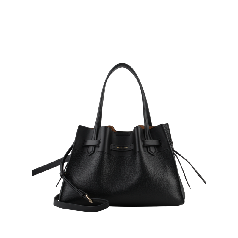 Black handbag size M