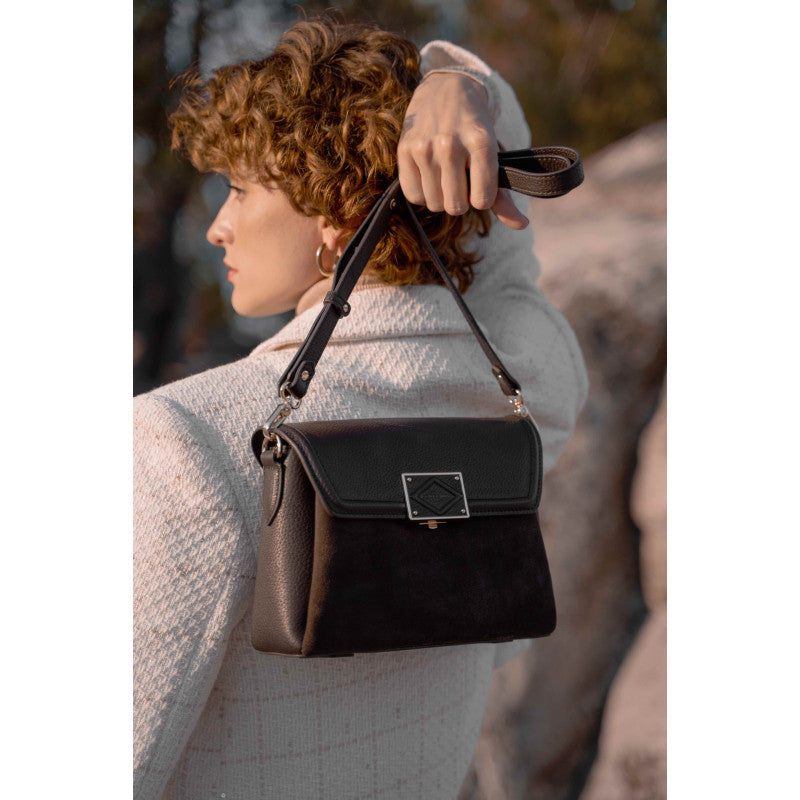 Small brown crossbody bag