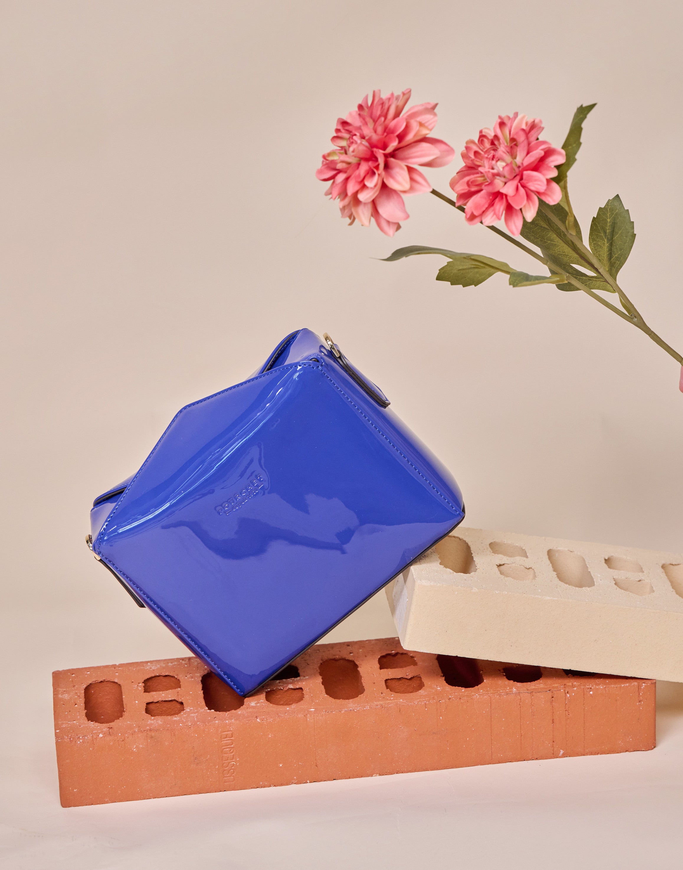 Cassetta | Vernis bleu